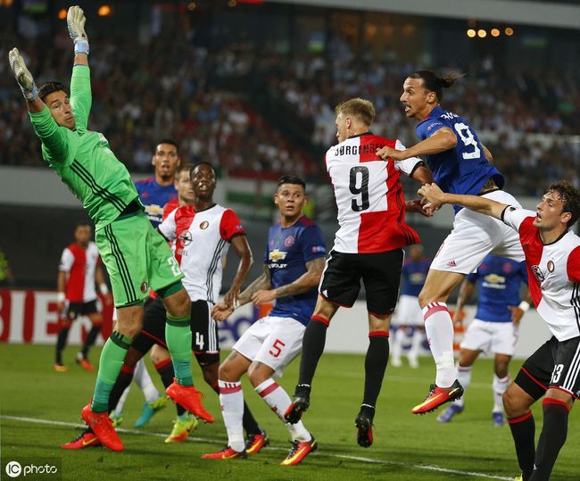 展示了中外 展示了中外