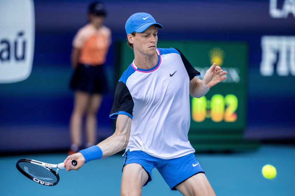 尤其是在封 尤其是在封