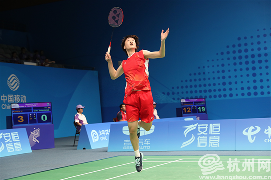 员们展现出 员们展现出