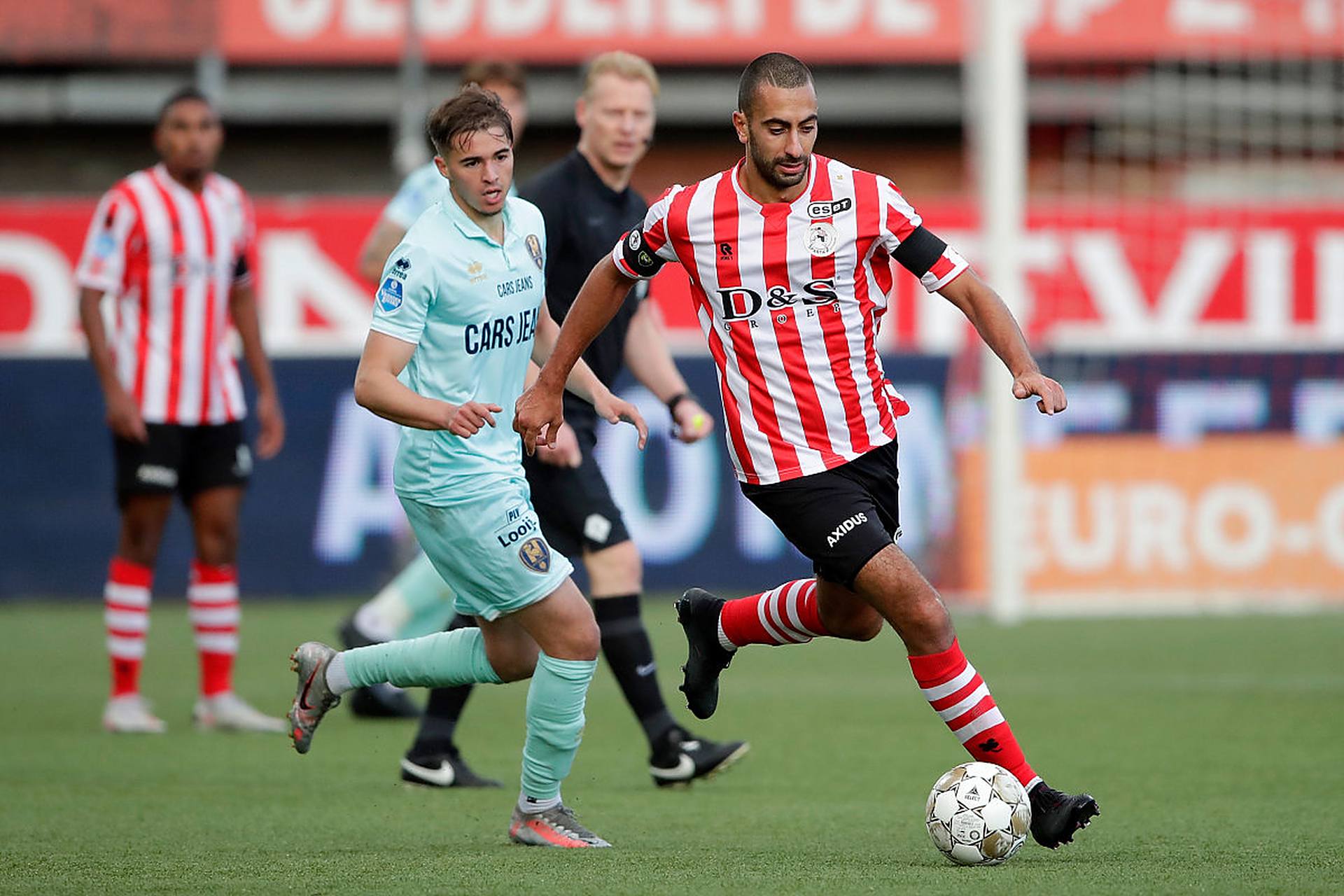 在经济上也 在经济上也